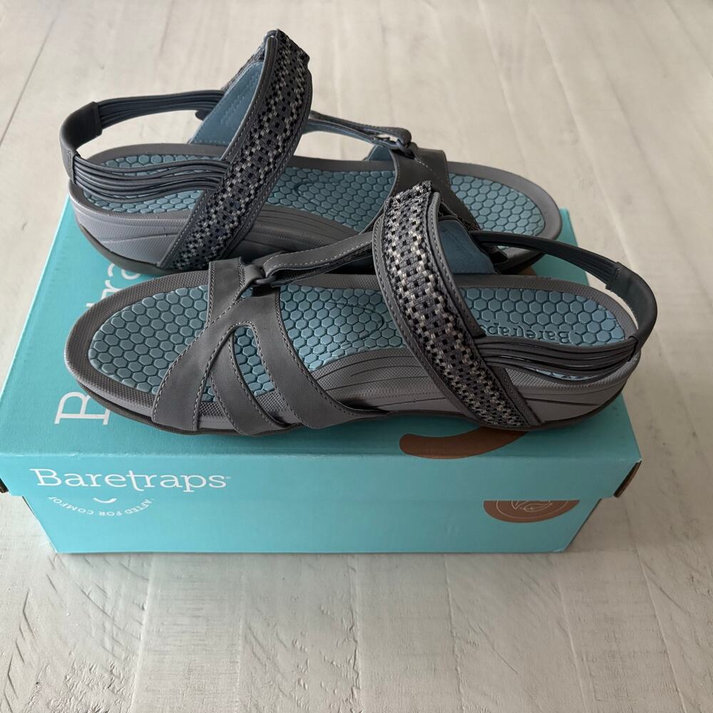 NWT Gray and Blue Dalton Sandals Size 9 Active Outdoor Comfort Womens